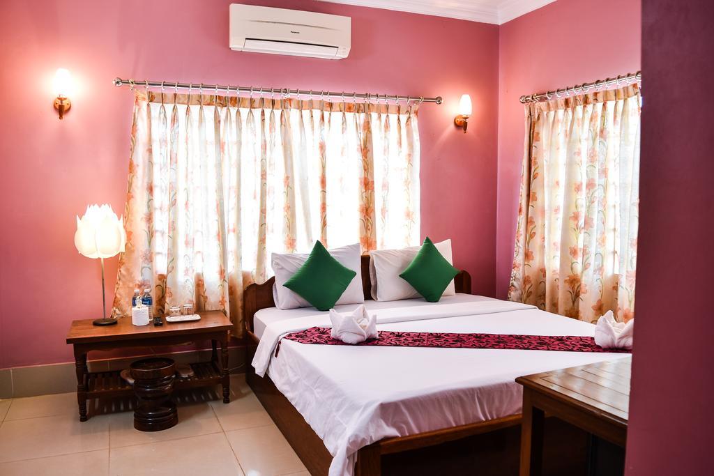 Ta Som Guesthouse & Tour Services Siem Reap Bagian luar foto