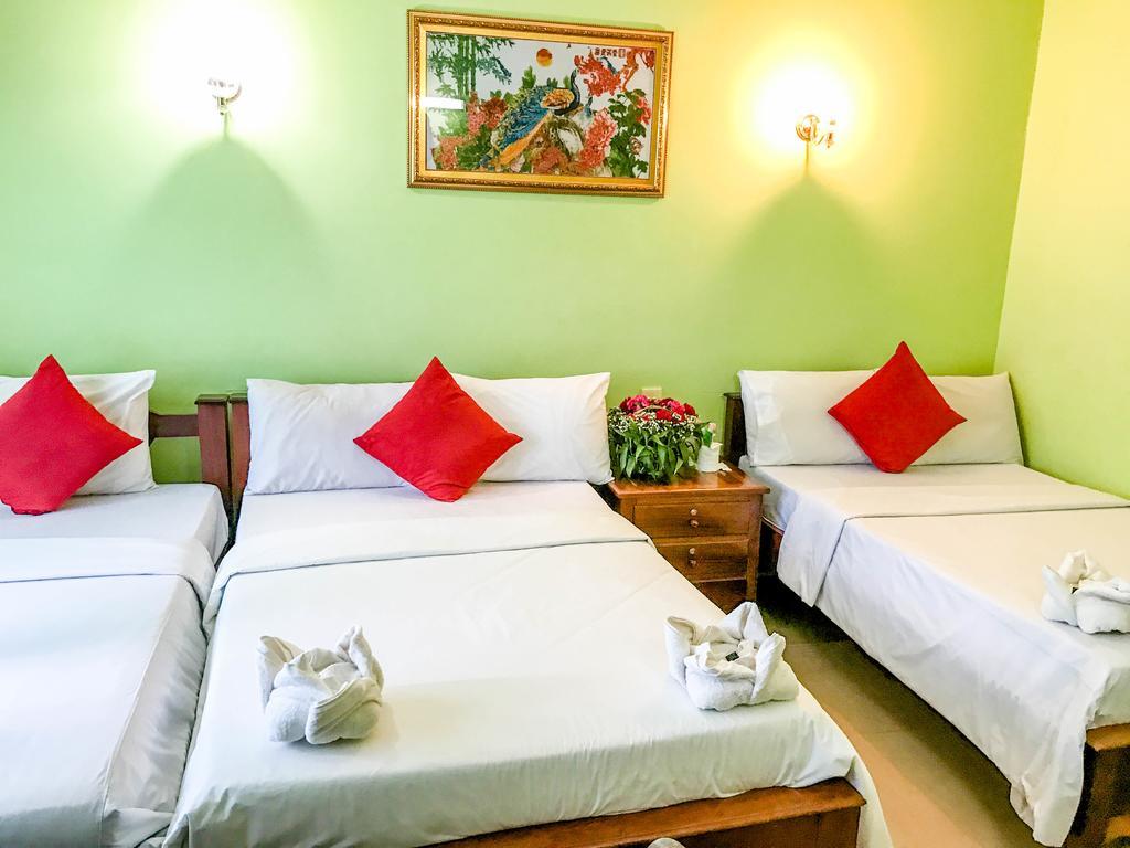 Ta Som Guesthouse & Tour Services Siem Reap Bagian luar foto