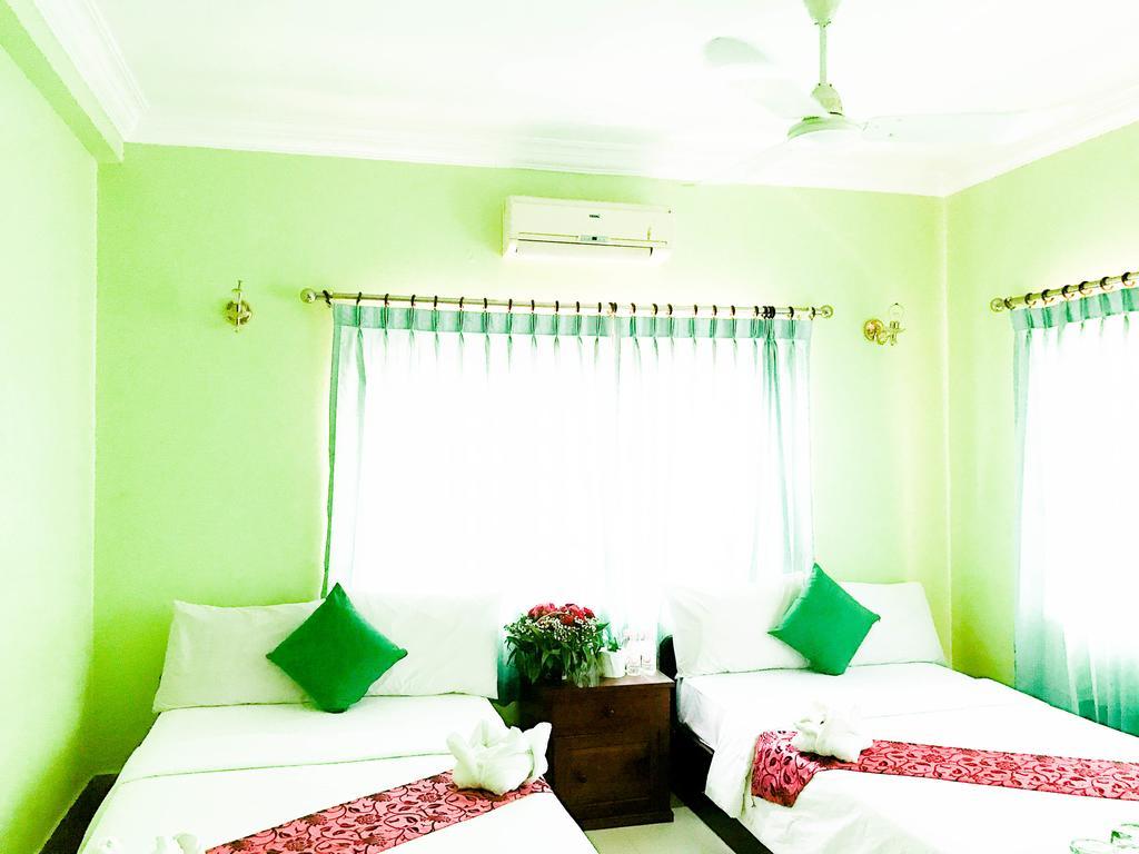 Ta Som Guesthouse & Tour Services Siem Reap Bagian luar foto