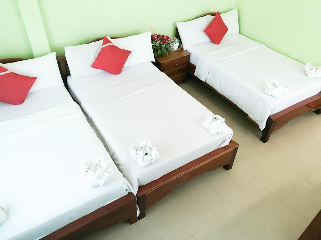 Ta Som Guesthouse & Tour Services Siem Reap Bagian luar foto