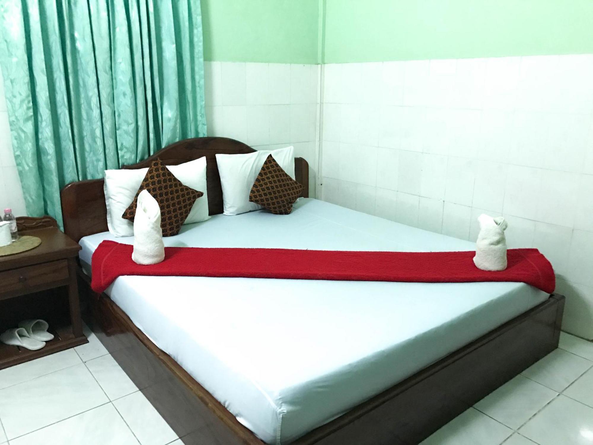 Ta Som Guesthouse & Tour Services Siem Reap Bagian luar foto