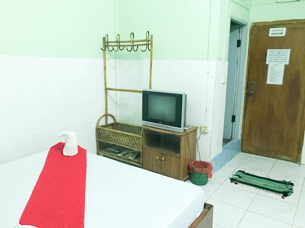 Ta Som Guesthouse & Tour Services Siem Reap Bagian luar foto
