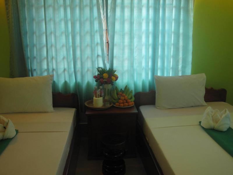 Ta Som Guesthouse & Tour Services Siem Reap Bagian luar foto